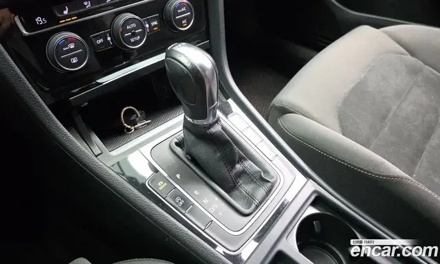 Volkswagen Golf 2013 2.0 автомат (гидро), миниатюра 9 Volkswagen Golf 2013 2.0 автомат (гидро), миниатюра 9
