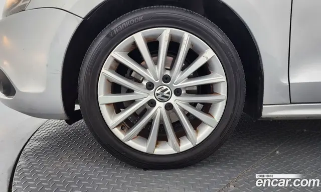 Volkswagen Jetta 2013 1.6 автомат (гидро), миниатюра 5 Volkswagen Jetta 2013 1.6 автомат (гидро), миниатюра 5