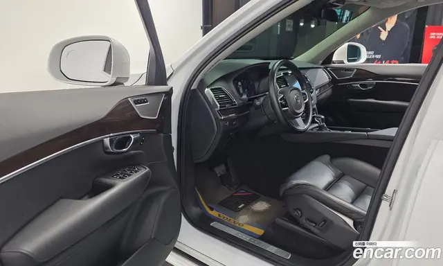 Volvo XC90 2018 2.0 автомат (гидро), миниатюра 10 Volvo XC90 2018 2.0 автомат (гидро), миниатюра 10