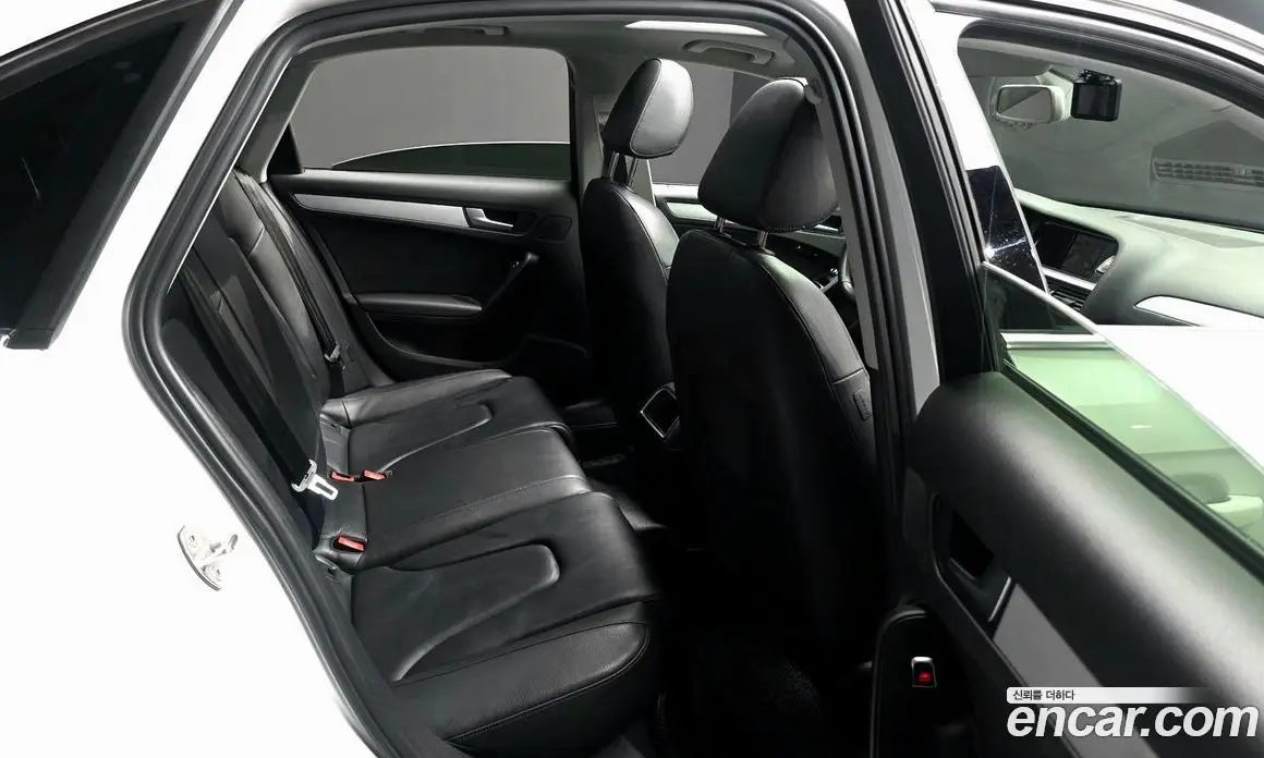 Audi A4 2015 2.0 автомат (гидро), фото 12