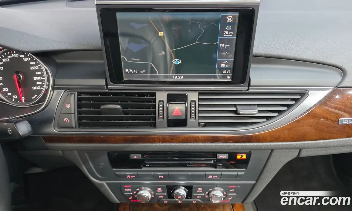Audi A6 2014 3.0 автомат (гидро), фото 15 Audi A6 2014 3.0 автомат (гидро), фото 15