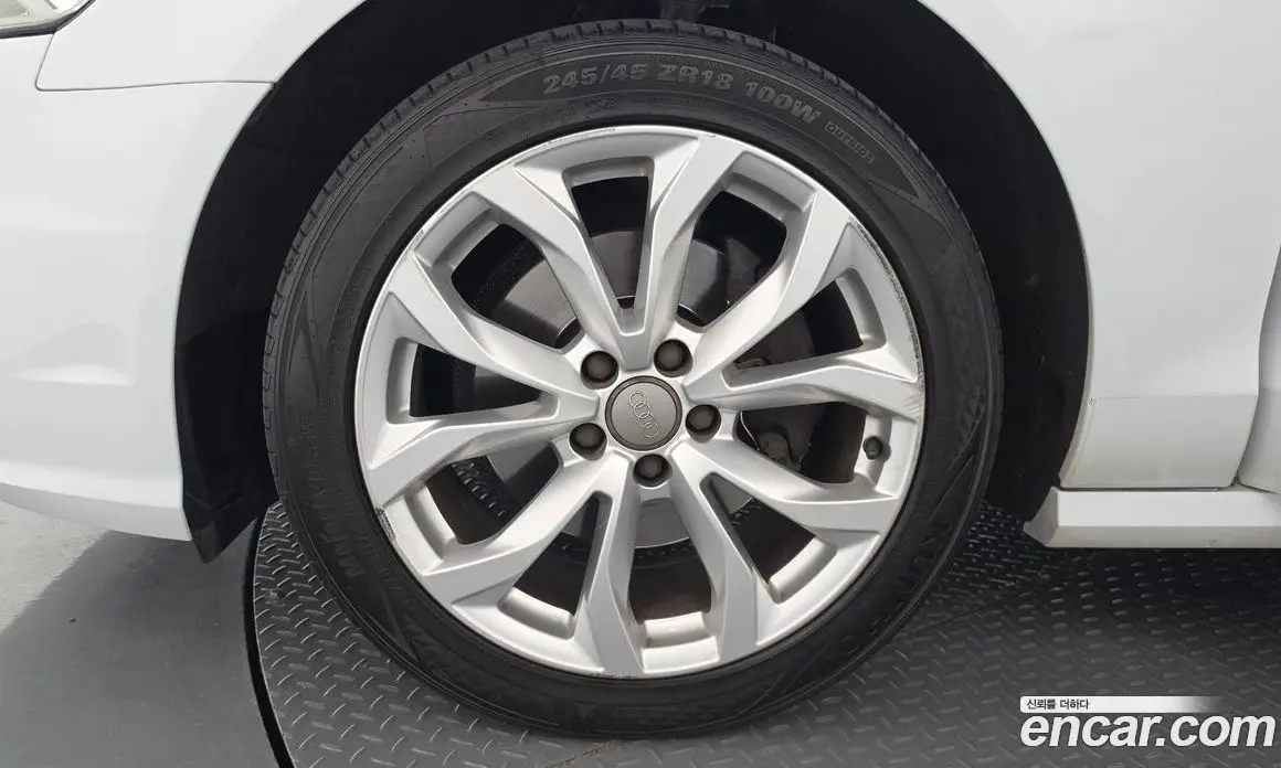 Audi A6 2015 2.0 автомат (гидро), фото 5 Audi A6 2015 2.0 автомат (гидро), фото 5