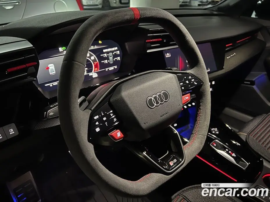 Audi RS3 2025 2.5 автомат (гидро), фото 10