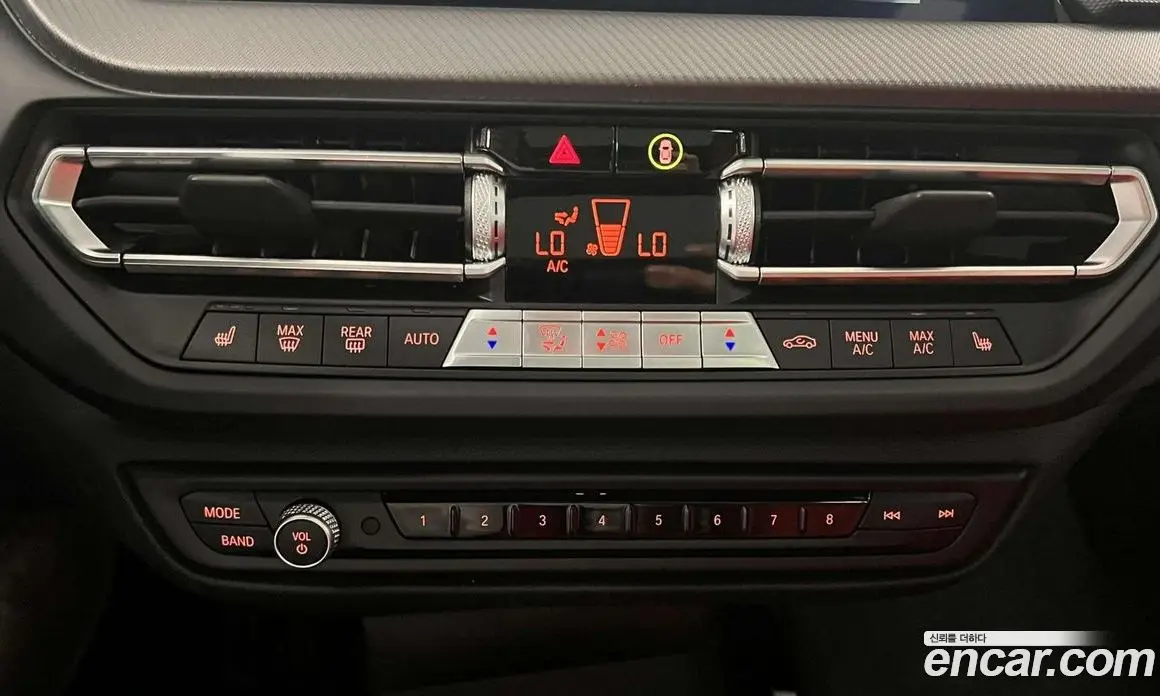 BMW 1 серия 2022 2.0 автомат (гидро), фото 16