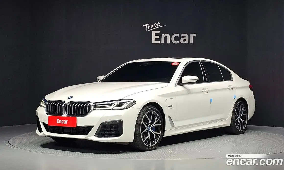 BMW 5 серия 2022 2.0 автомат (гидро), фото 1 BMW 5 серия 2022 2.0 автомат (гидро), фото 1
