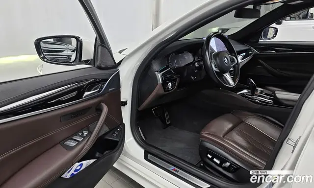 BMW 5 серия 2022 2.0 автомат (гидро), миниатюра 10 BMW 5 серия 2022 2.0 автомат (гидро), миниатюра 10