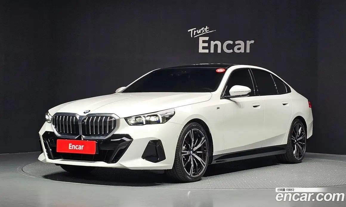 BMW 5 серия 2025 2.0 автомат (гидро), фото 1 BMW 5 серия 2025 2.0 автомат (гидро), фото 1