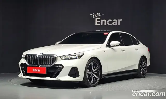 BMW 5 серия, 2025, 6 381 км