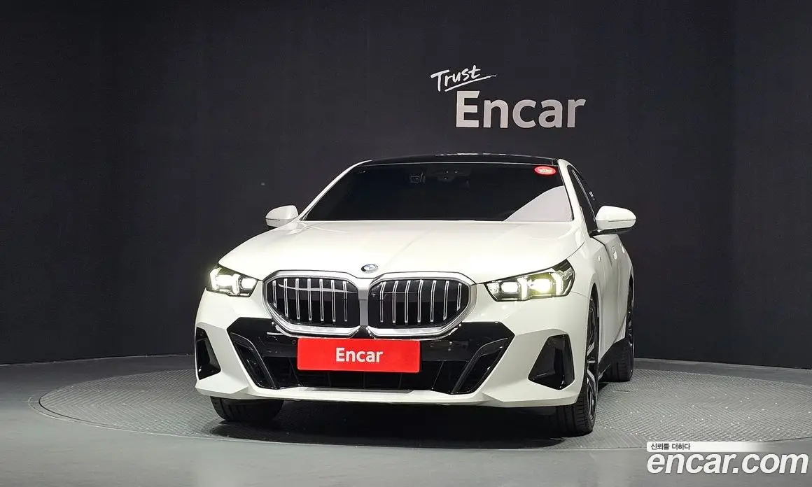 BMW 5 серия 2025 2.0 автомат (гидро), фото 3 BMW 5 серия 2025 2.0 автомат (гидро), фото 3