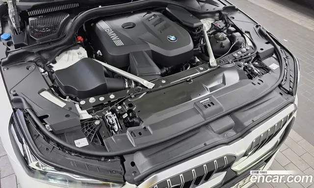 BMW 5 серия 2025 2.0 автомат (гидро), миниатюра 6 BMW 5 серия 2025 2.0 автомат (гидро), миниатюра 6