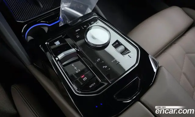 BMW 5 серия 2025 2.0 автомат (гидро), миниатюра 9 BMW 5 серия 2025 2.0 автомат (гидро), миниатюра 9