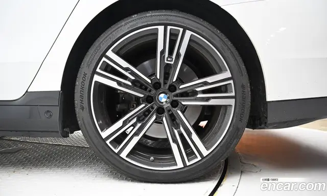 BMW i7 2024 0.3 автомат (гидро), миниатюра 5