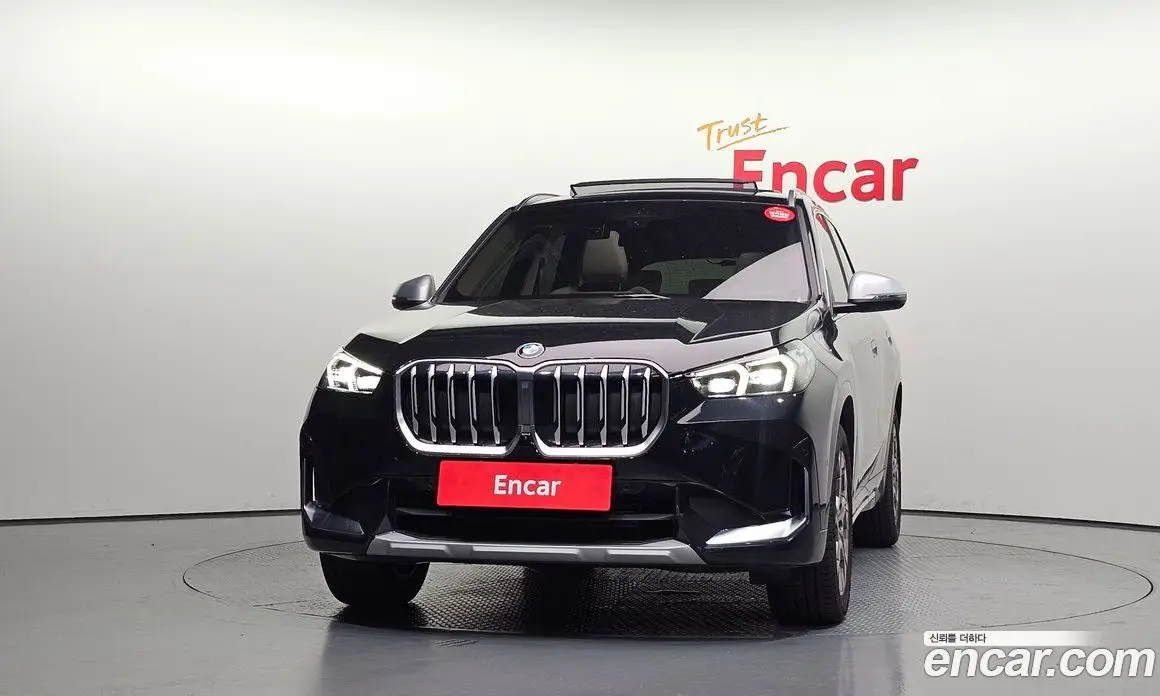 BMW X1 2023 2.0 автомат (гидро), фото 3 BMW X1 2023 2.0 автомат (гидро), фото 3