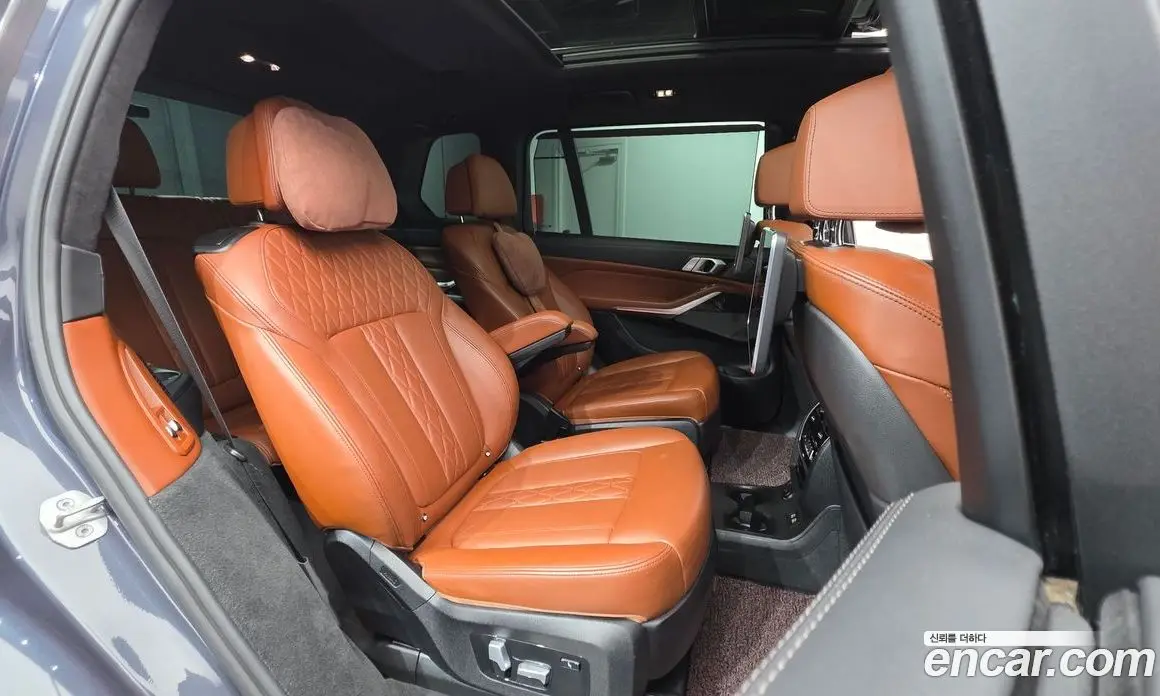 BMW X7 2021 3.0 автомат (гидро), фото 19