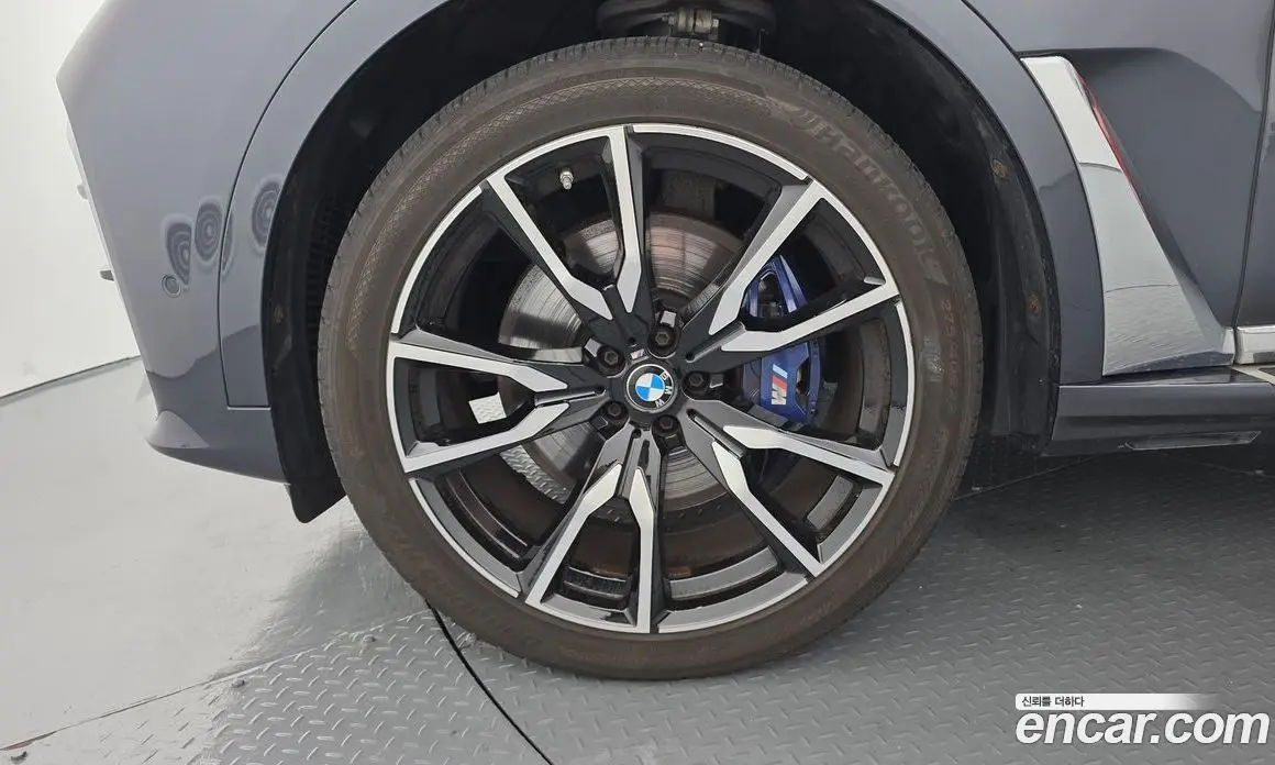 BMW X7 2021 3.0 автомат (гидро), фото 5