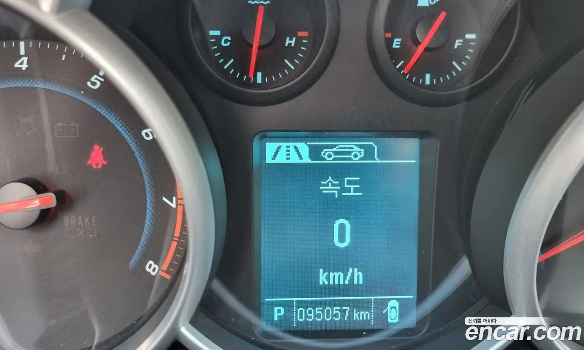 Chevrolet Cruze 2014 1.4 автомат (гидро), фото 9 Chevrolet Cruze 2014 1.4 автомат (гидро), фото 9