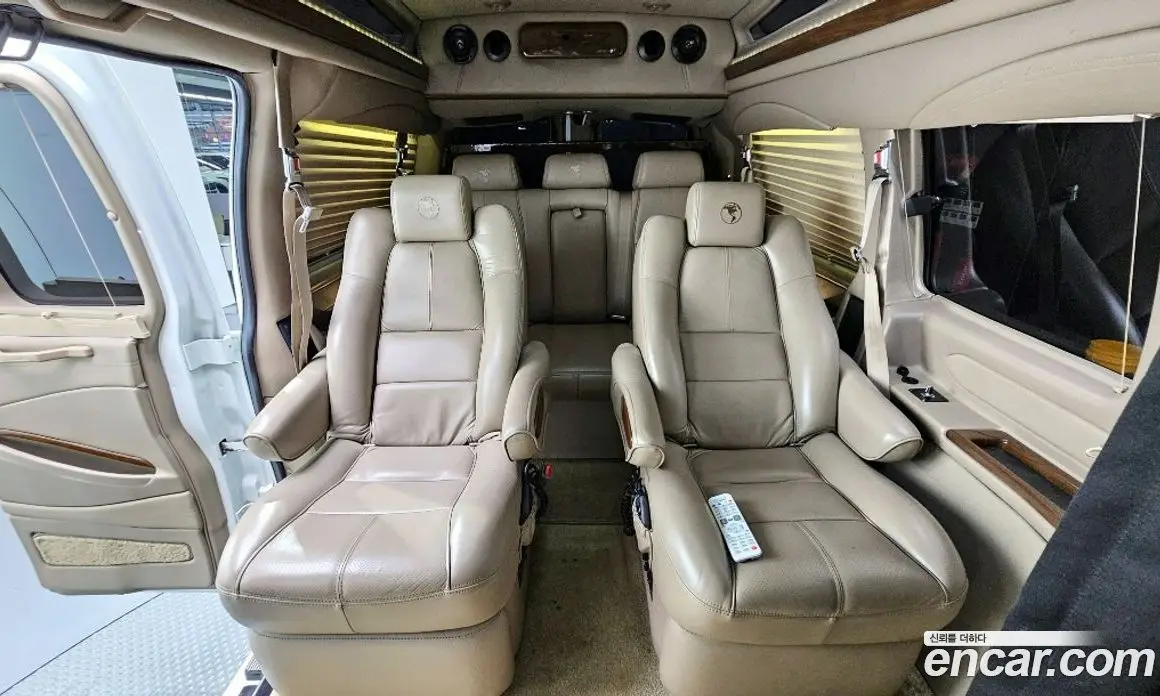 Chevrolet Express Van 2018 6.0 автомат (гидро), фото 12 Chevrolet Express Van 2018 6.0 автомат (гидро), фото 12