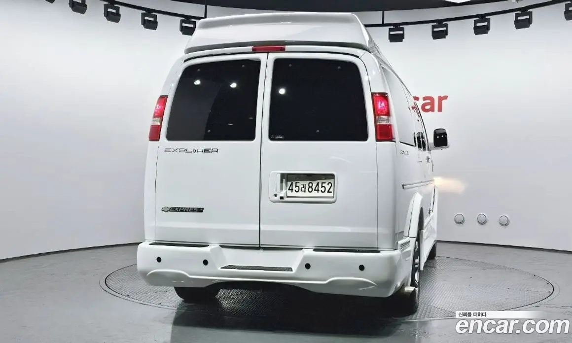 Chevrolet Express Van 2018 6.0 автомат (гидро), фото 4 Chevrolet Express Van 2018 6.0 автомат (гидро), фото 4