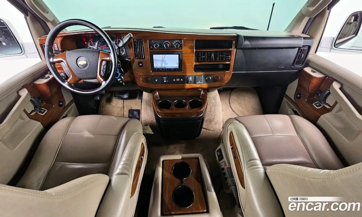 Chevrolet Express Van 2018 6.0 автомат (гидро), фото 7 Chevrolet Express Van 2018 6.0 автомат (гидро), фото 7