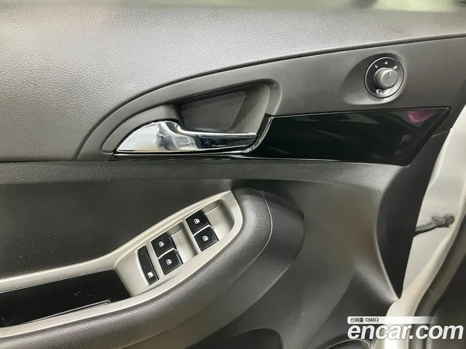Chevrolet Orlando 2011 2.0 автомат (гидро), фото 15
