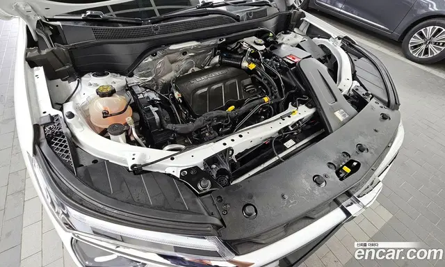 Chevrolet Trax 2023 1.2 автомат (гидро), миниатюра 6