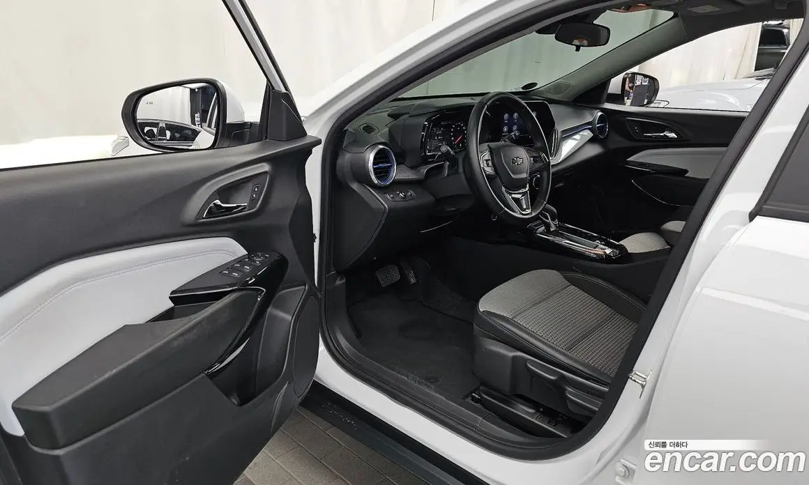 Chevrolet Trax 2023 1.2 автомат (гидро), фото 10