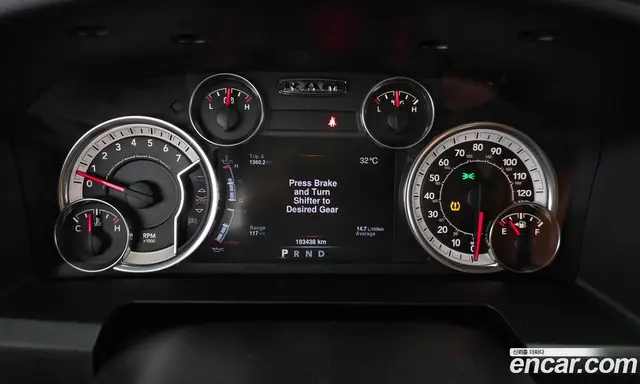 Dodge Ram Pick Up 2013 5.7 автомат (гидро), миниатюра 8 Dodge Ram Pick Up 2013 5.7 автомат (гидро), миниатюра 8
