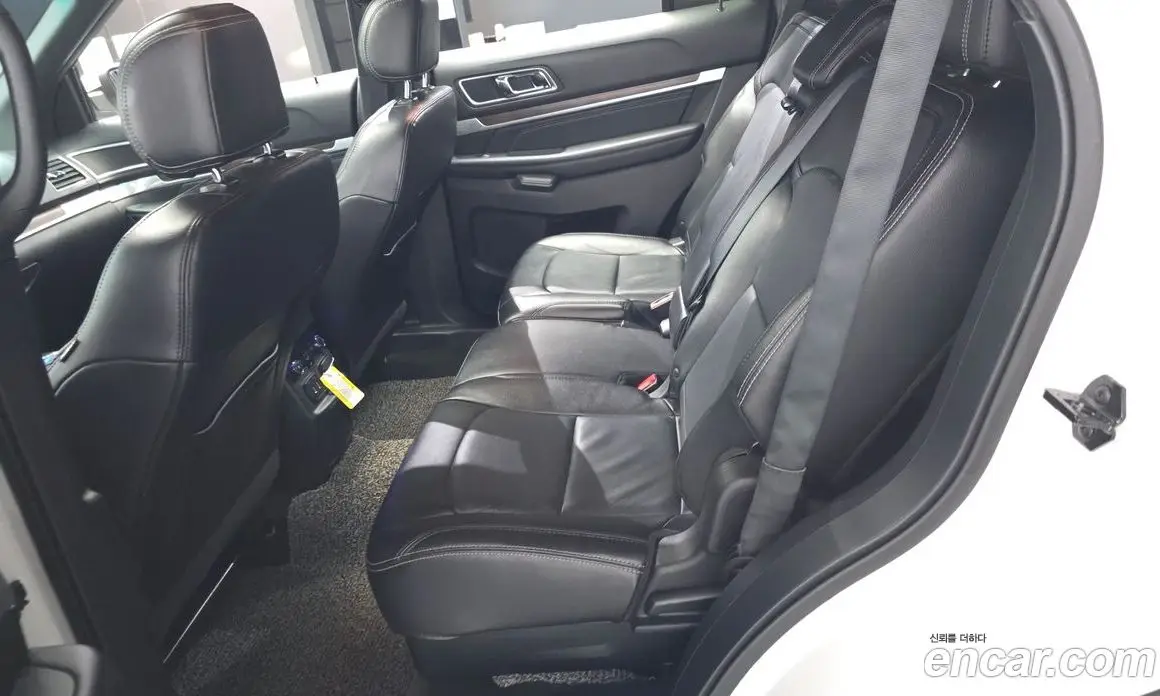 Ford Explorer 2016 3.5 автомат (гидро), фото 12 Ford Explorer 2016 3.5 автомат (гидро), фото 12