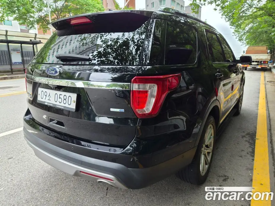Ford Explorer 2016 2.3 автомат (гидро), фото 18