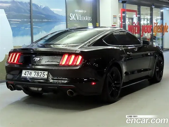 Ford Mustang 2015 2.3 автомат (гидро), миниатюра 2 Ford Mustang 2015 2.3 автомат (гидро), миниатюра 2