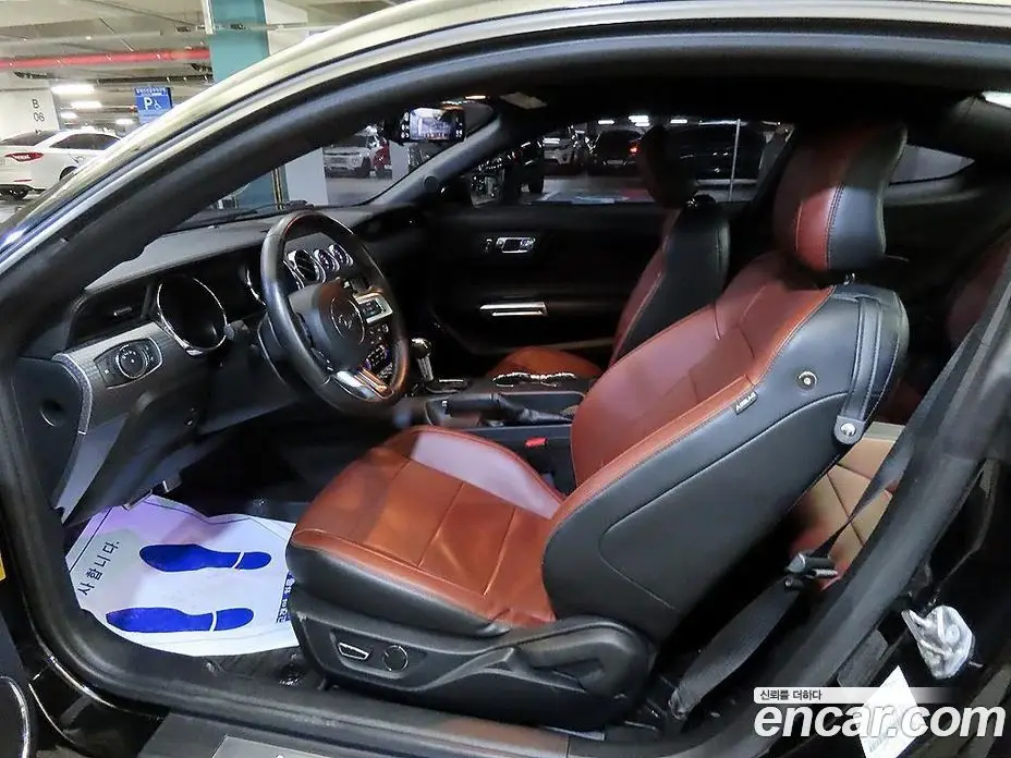 Ford Mustang 2015 2.3 автомат (гидро), фото 17 Ford Mustang 2015 2.3 автомат (гидро), фото 17