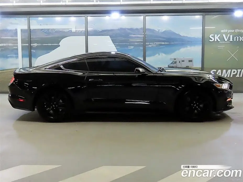 Ford Mustang 2015 2.3 автомат (гидро), фото 18 Ford Mustang 2015 2.3 автомат (гидро), фото 18