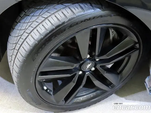 Ford Mustang 2015 2.3 автомат (гидро), миниатюра 5 Ford Mustang 2015 2.3 автомат (гидро), миниатюра 5