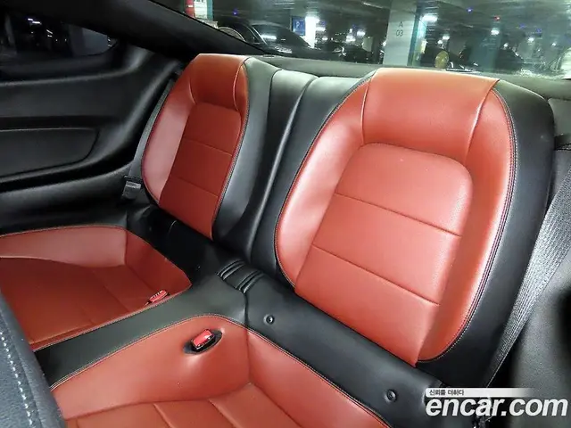 Ford Mustang 2015 2.3 автомат (гидро), миниатюра 7 Ford Mustang 2015 2.3 автомат (гидро), миниатюра 7