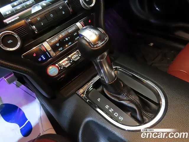 Ford Mustang 2015 2.3 автомат (гидро), миниатюра 9 Ford Mustang 2015 2.3 автомат (гидро), миниатюра 9