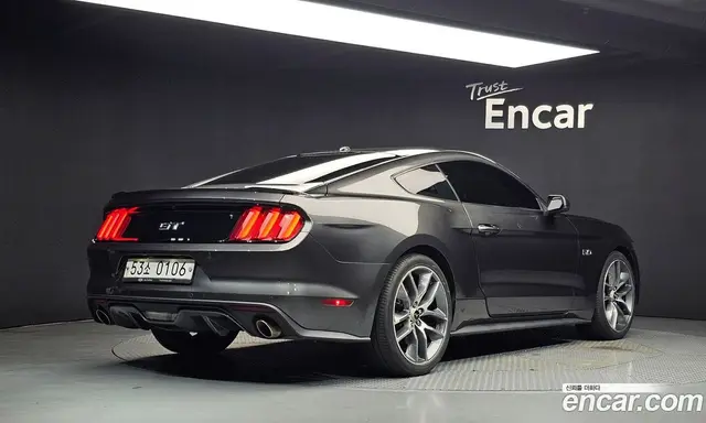 Ford Mustang 2016 5.0 автомат (гидро), миниатюра 2