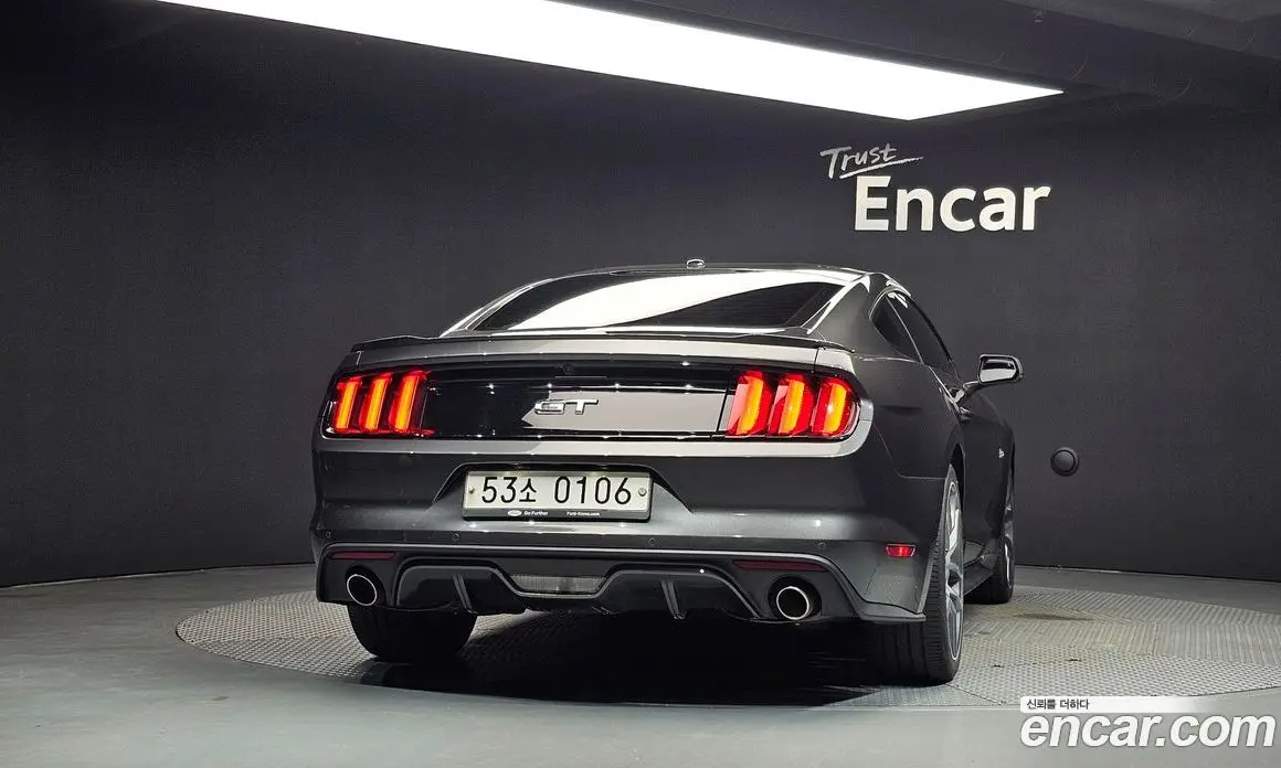 Ford Mustang 2016 5.0 автомат (гидро), фото 4
