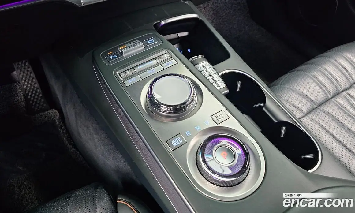 Genesis GV70 2021 2.2 автомат (гидро), фото 9