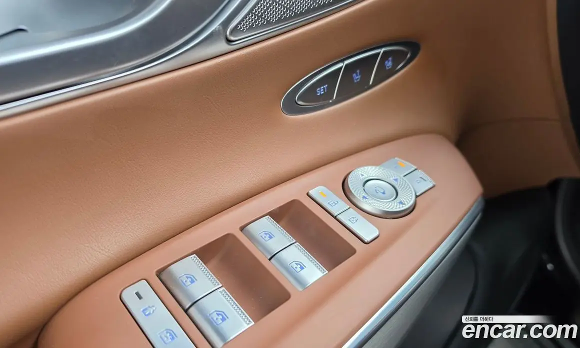 Genesis GV70 2024 2.5 автомат (гидро), фото 18