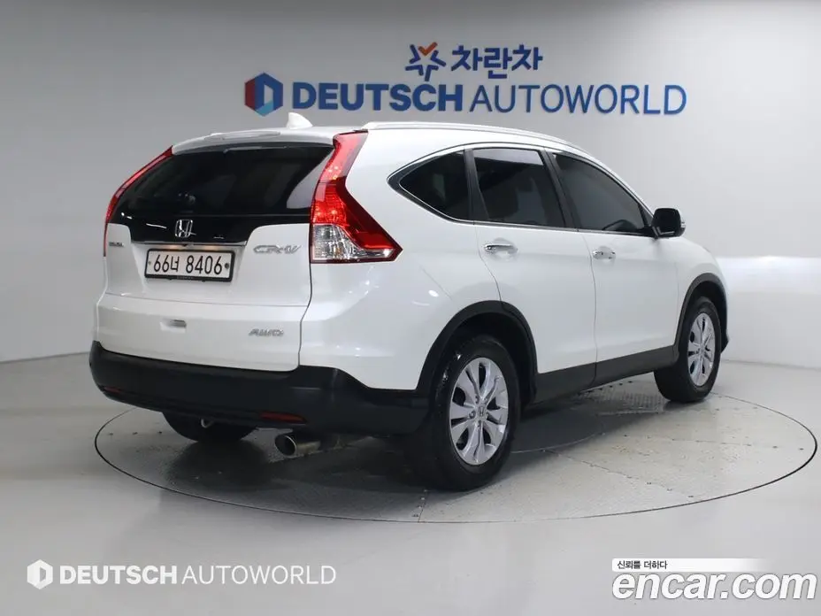 Honda CR-V 2014 2.4 автомат (гидро), фото 2 Honda CR-V 2014 2.4 автомат (гидро), фото 2