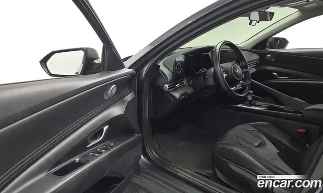 Hyundai Avante 2022 1.6 автомат (гидро), миниатюра 10 Hyundai Avante 2022 1.6 автомат (гидро), миниатюра 10