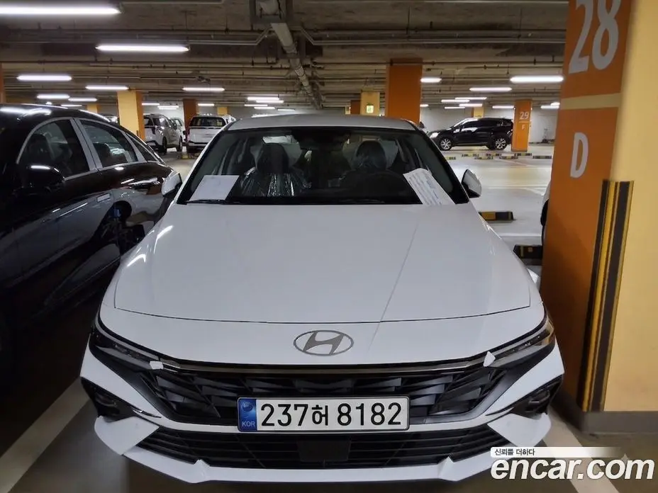 Hyundai Avante 2026 1.6 автомат (гидро), фото 3