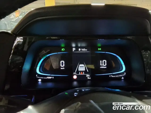 Hyundai Avante 2026 1.6 автомат (гидро), миниатюра 7