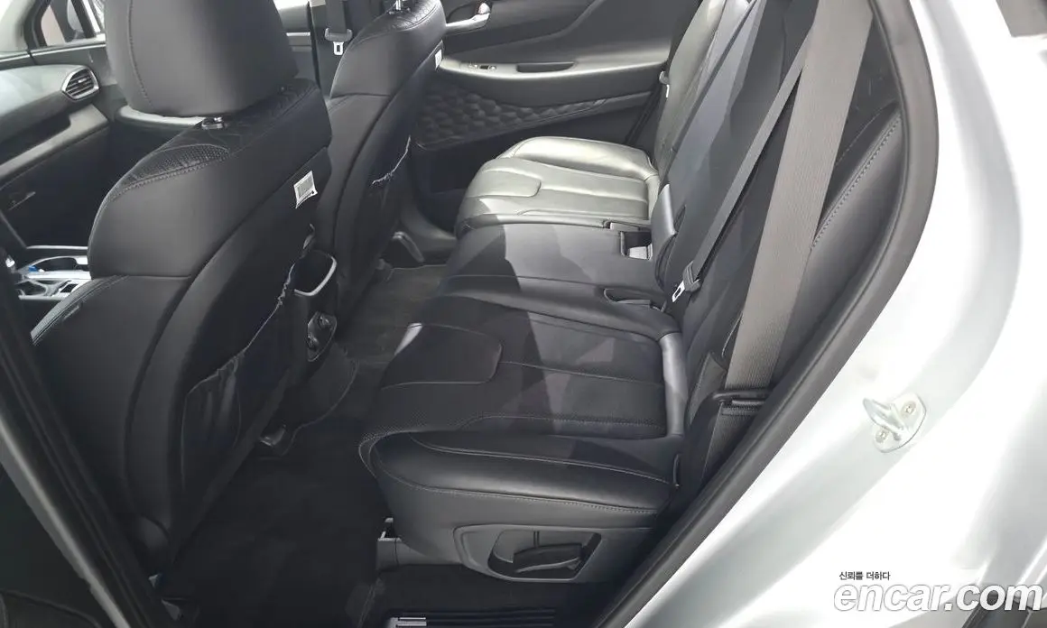 Hyundai Santa Fe 2018 2.0 автомат (гидро), фото 12 Hyundai Santa Fe 2018 2.0 автомат (гидро), фото 12