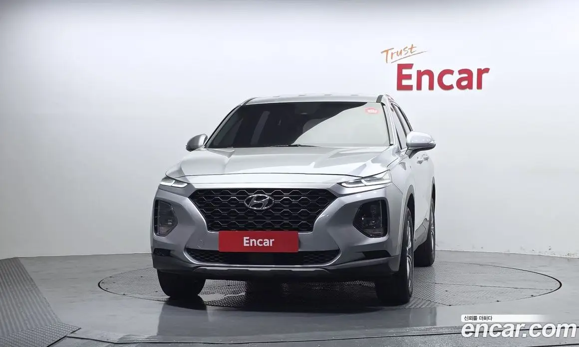 Hyundai Santa Fe 2018 2.0 автомат (гидро), фото 3 Hyundai Santa Fe 2018 2.0 автомат (гидро), фото 3
