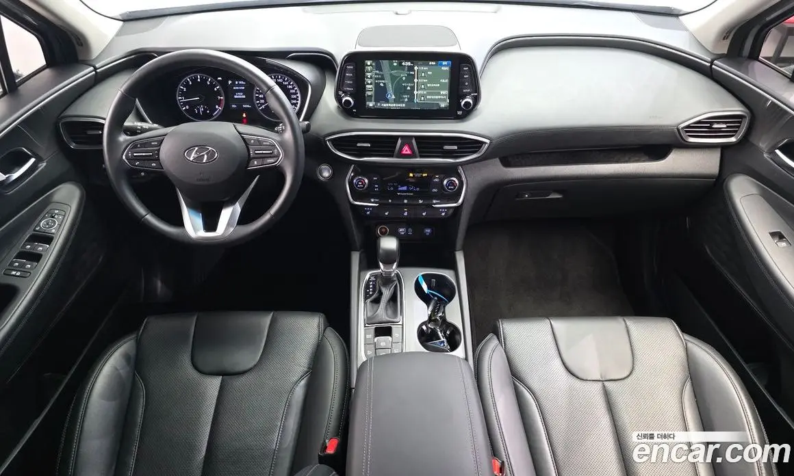 Hyundai Santa Fe 2018 2.0 автомат (гидро), фото 7 Hyundai Santa Fe 2018 2.0 автомат (гидро), фото 7