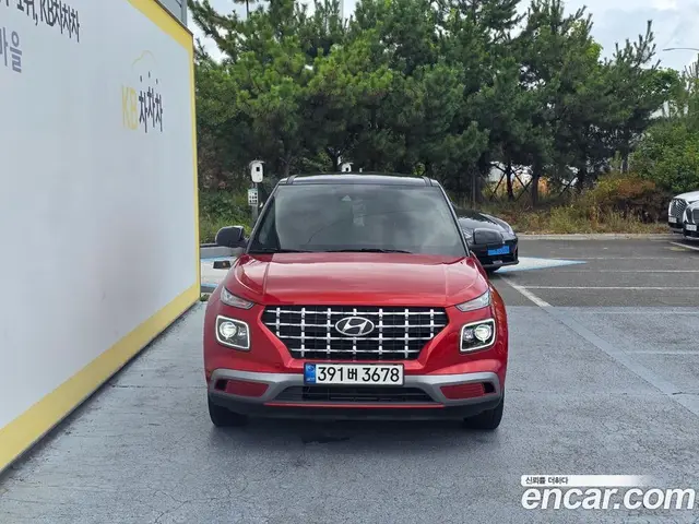 Hyundai Venue 2021 1.6 автомат (гидро), миниатюра 3