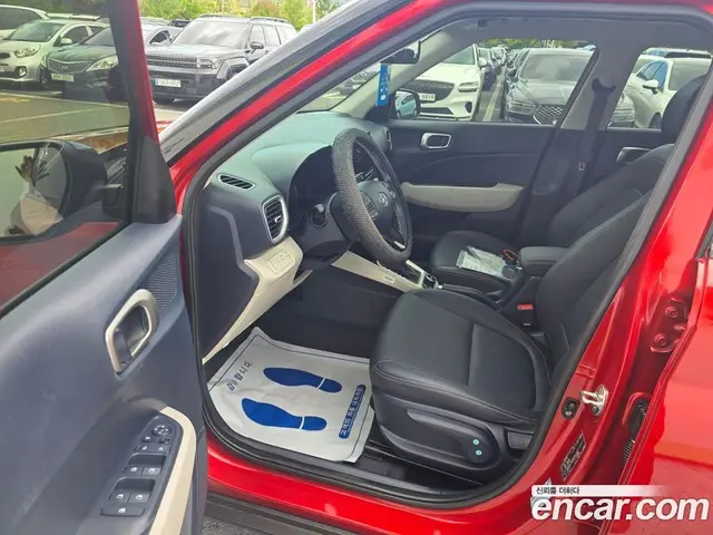 Hyundai Venue 2021 1.6 автомат (гидро), миниатюра 7