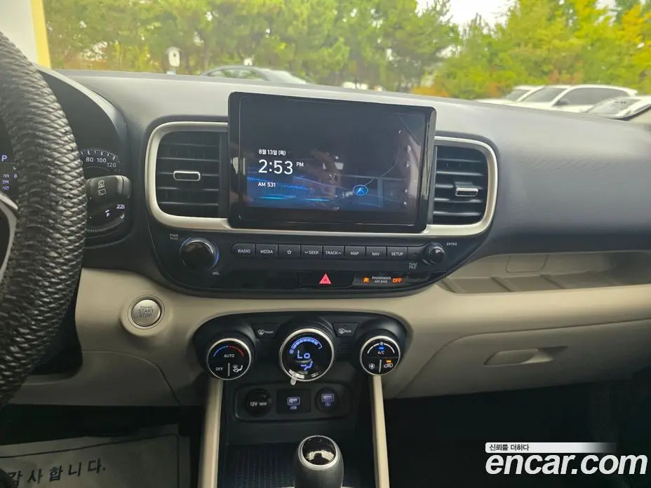 Hyundai Venue 2021 1.6 автомат (гидро), фото 10