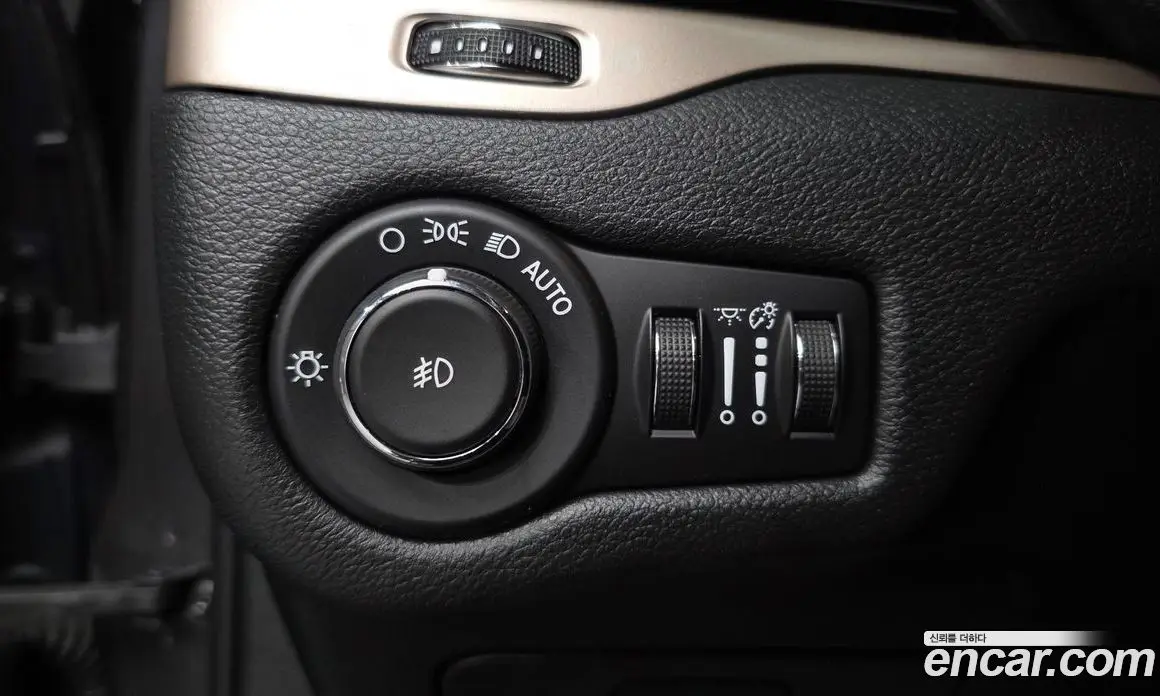 Jeep Cherokee 2014 3.2 автомат (гидро), фото 17 Jeep Cherokee 2014 3.2 автомат (гидро), фото 17